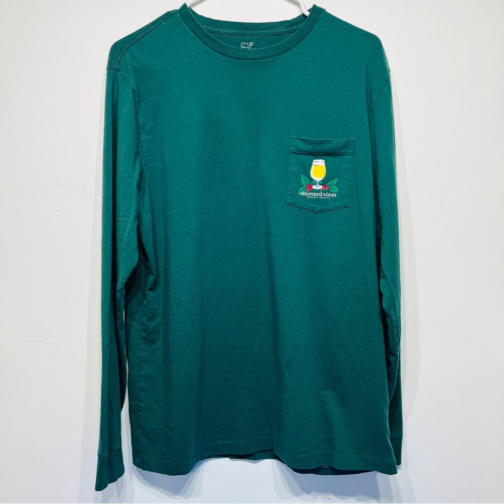 Vineyard Vines Green Long Sleeve Shirt with Pocket Christmas Holiday Spirits
